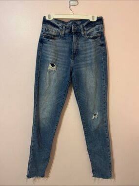 Women’s Old Navy High Rise Straight Jeans Washed Blue